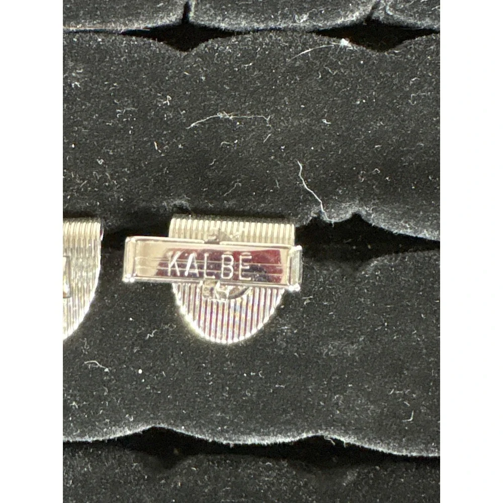 Vintage Kalbe Silver Tone Ribbed Shield Toggle Back Cufflinks Mens MCM Accessory
